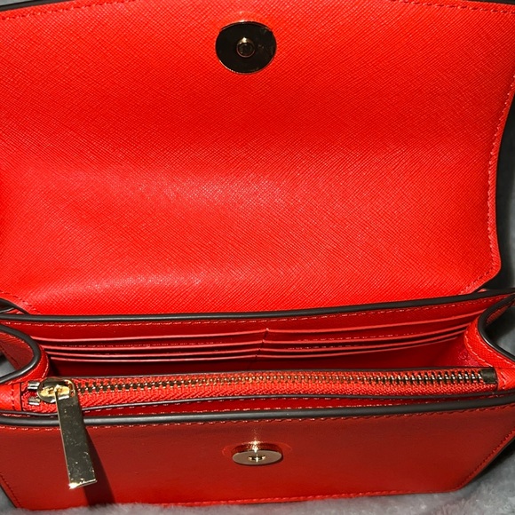 Tory Burch top handle bag - Picture 4 of 5